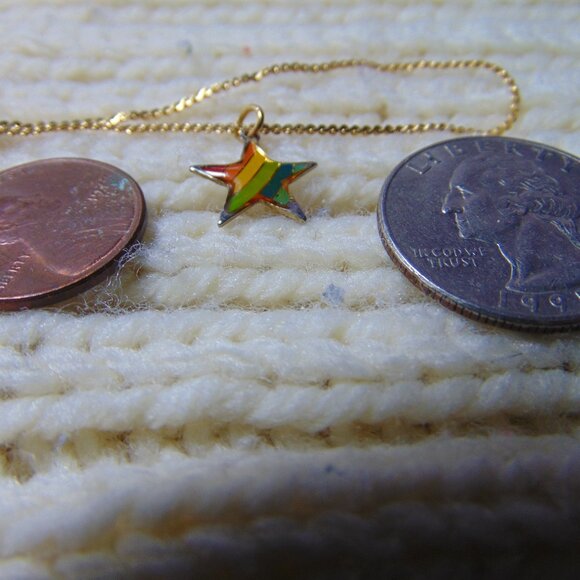Vintage Rainbow Star with Gold Plated Back on Gold Chain Necklace - Picture 8 of 9